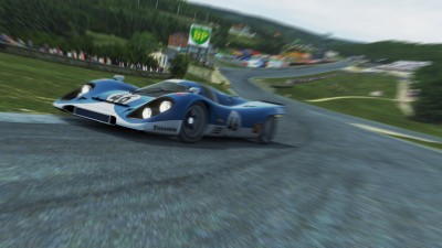 Ben Boorman trying to keep up with the Ferraris of el Idrissi and Abdalla early on.